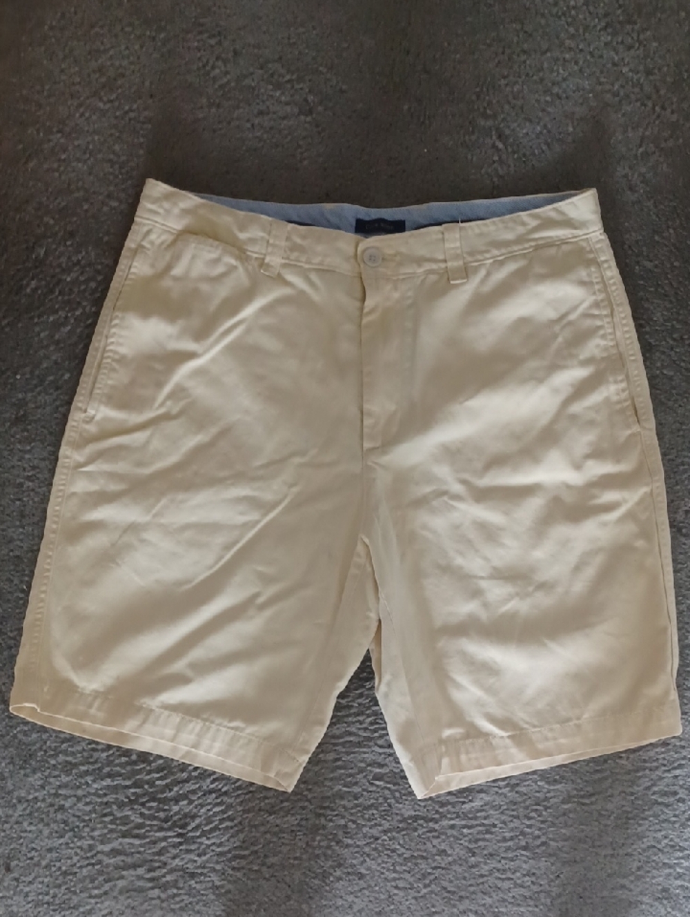 Club Room Pale Yellow Classic Men's Chino Shorts